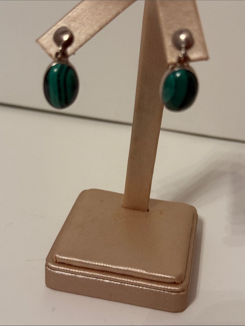 EARRINGS STERLING SILVER 925 OVAL GREEN MALACHITE STONE POST DROP DANGLE 5.2g